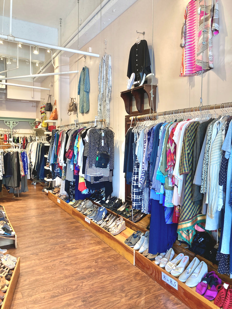Mountain Top consignment shop up for sale