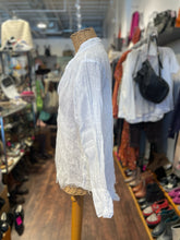 Load image into Gallery viewer, JAGA White Linen sheer Tunic style Top, Size 3=L
