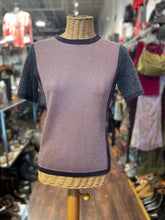 Load image into Gallery viewer, BOSS Hugo Boss purple &amp; black Knit glitter Short sleeve Top, Sizing missing
