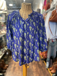 Tucker Purple & Green Silk leaf button down Top, Size S