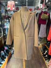 Load image into Gallery viewer, made for Italic Camel cashmere wool blend singular button Coat
