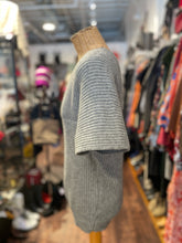 Load image into Gallery viewer, Tomas Maier Grey 100% cashmere knit Short sleeve v neck Top, Size 6
