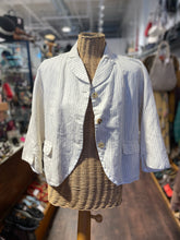 Load image into Gallery viewer, Hannoh Wessel White/Blue Linen/Cotton Pinstripe Blazer, Size 38
