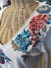 Load image into Gallery viewer, Johnny Was Cream &amp; Blue cotton &amp; poly dragon + flower embroidery Long sleeve Top, Size S
