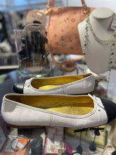 Load image into Gallery viewer, Prada white &amp; black Leather Ballet Flats Shoe, Size 40
