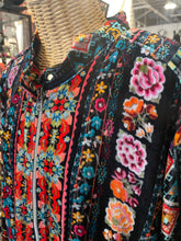 Load image into Gallery viewer, Johnny Was multicolor Rayon and silk Floral zipper longsleeve Jacket, Size XXL
