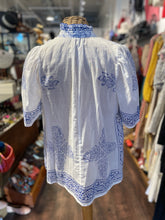 Load image into Gallery viewer, Alix of Bohemia Blue &amp; White Cotton Spanish Style Short Sleeve Button Down Top, Size S
