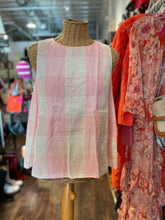 Load image into Gallery viewer, apuntob pink &amp; cream Linen Checkered Sleeveless Top, Size M
