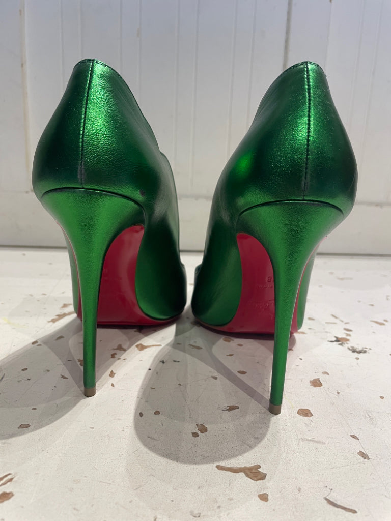 Christian Louboutin Green Leather Size 38 pointy toe like new